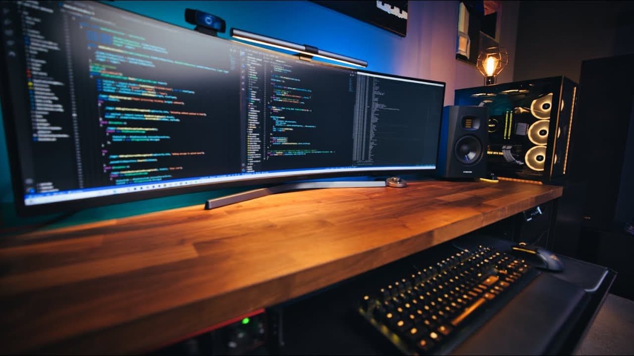 Picture of a computer desk.